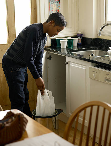 Best Garage Cleanout Services  in Wainaku, HI
